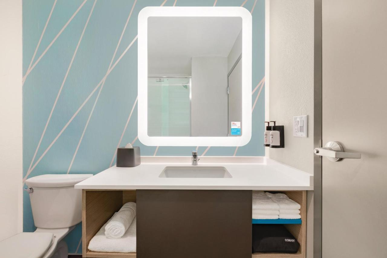 Avid Hotel-Midland Eksteriør bilde