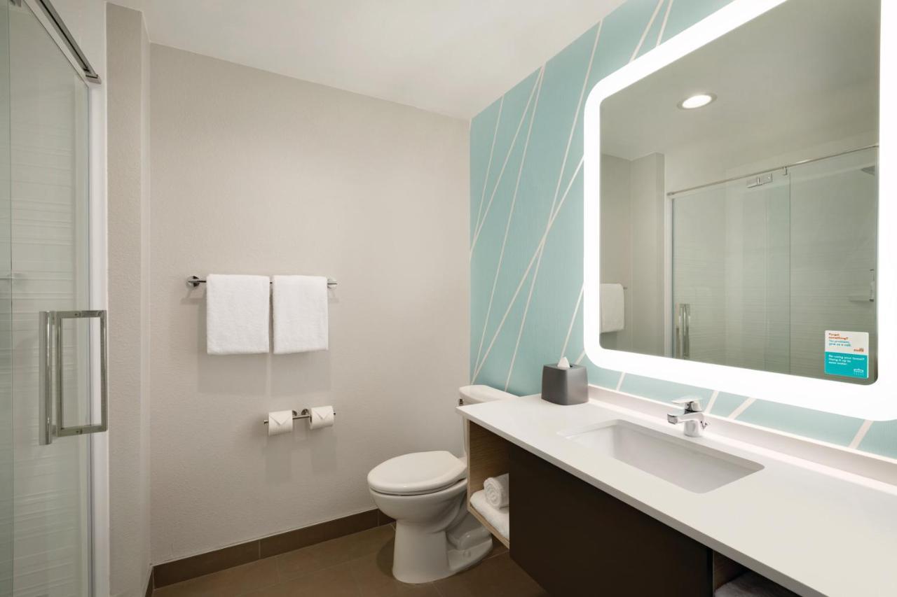 Avid Hotel-Midland Eksteriør bilde